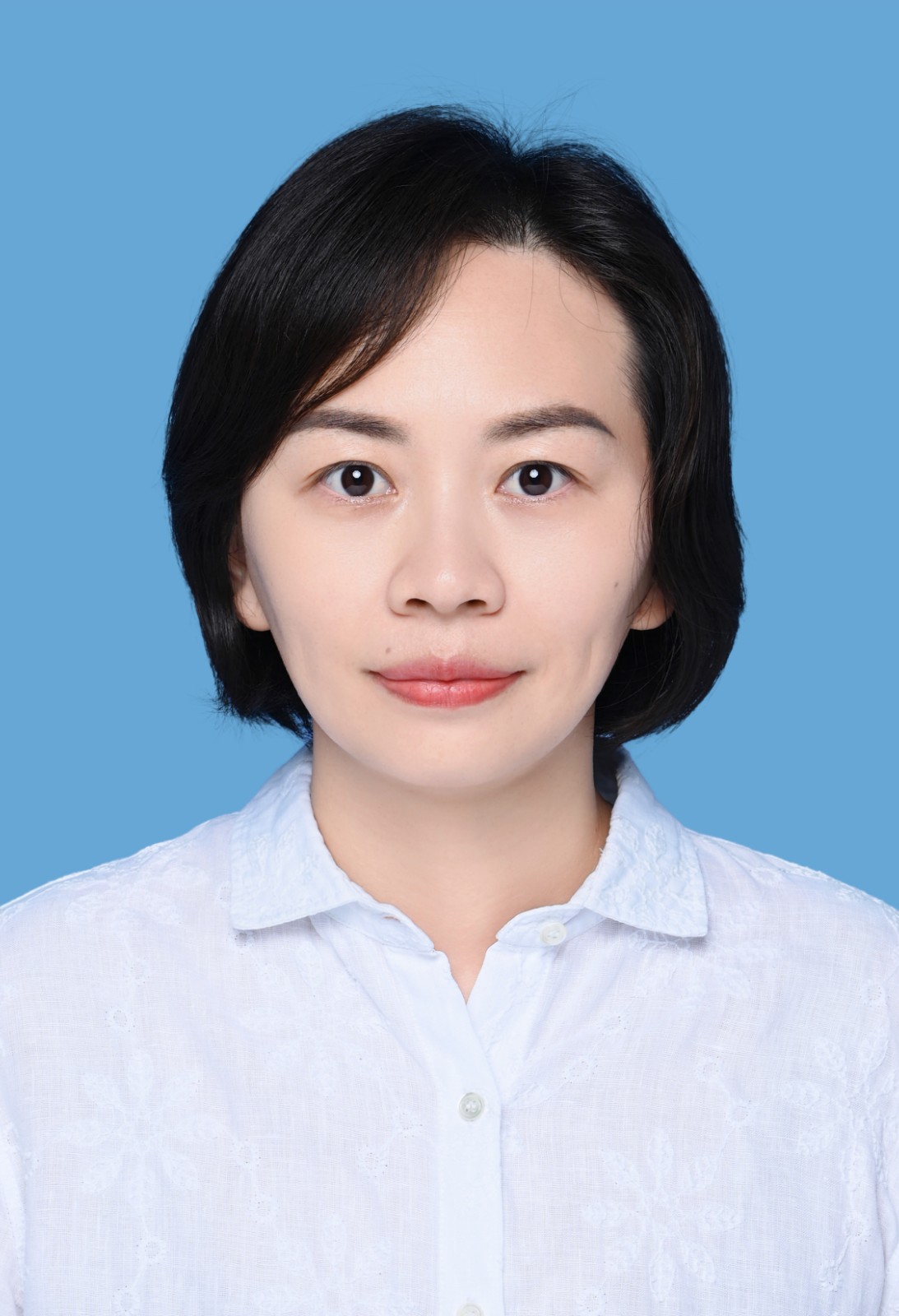 盛海娟.jpg 盛海娟.jpg