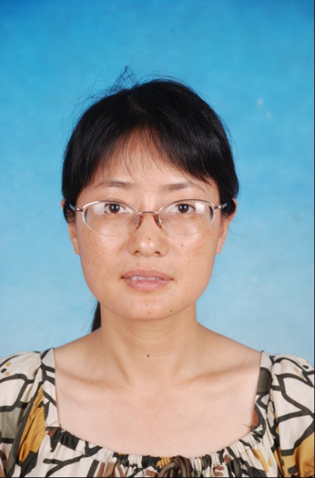 張小芳.jpg 張小芳.jpg