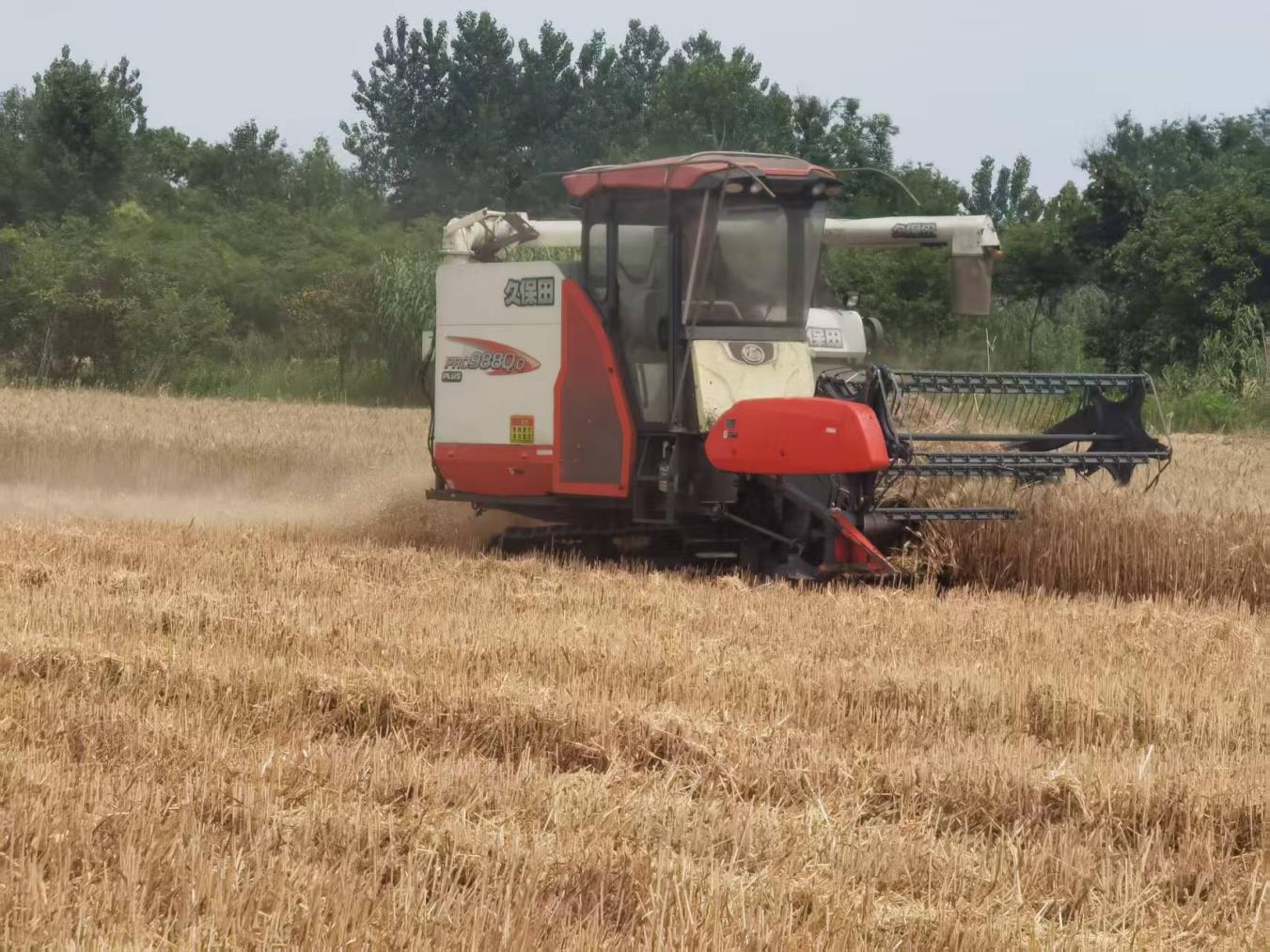 7月25日 星期五 (二版) 精耕智造 如東“麥”入新高度.jpg 7月25日 星期五 (二版) 精耕智造 如東“麥”入新高度.jpg