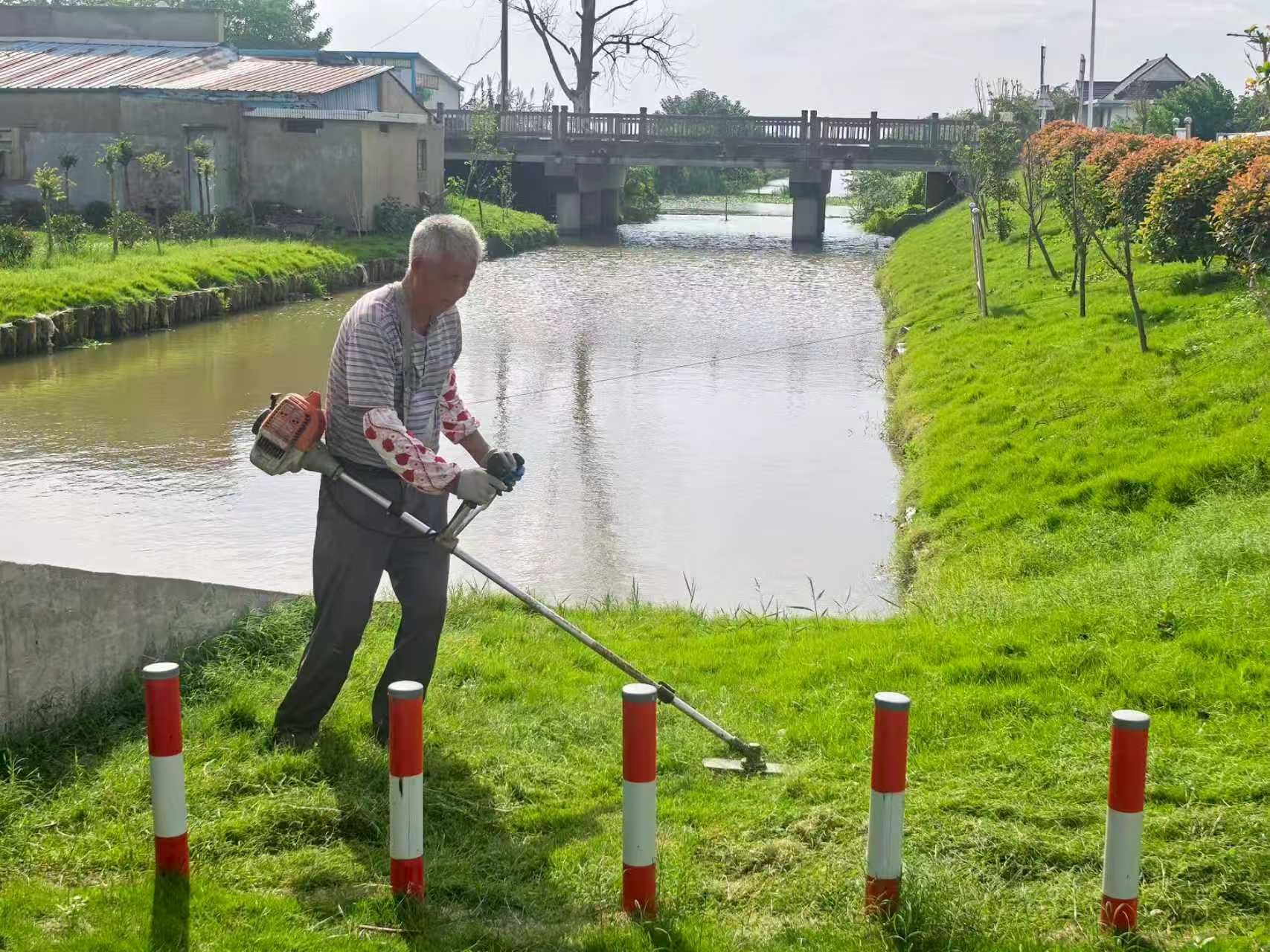 10月12日 星期日 公共空間“精雕細(xì)琢” 繪就美麗鄉(xiāng)村新畫卷(二).jpg 10月12日 星期日 公共空間“精雕細(xì)琢” 繪就美麗鄉(xiāng)村新畫卷(二).jpg