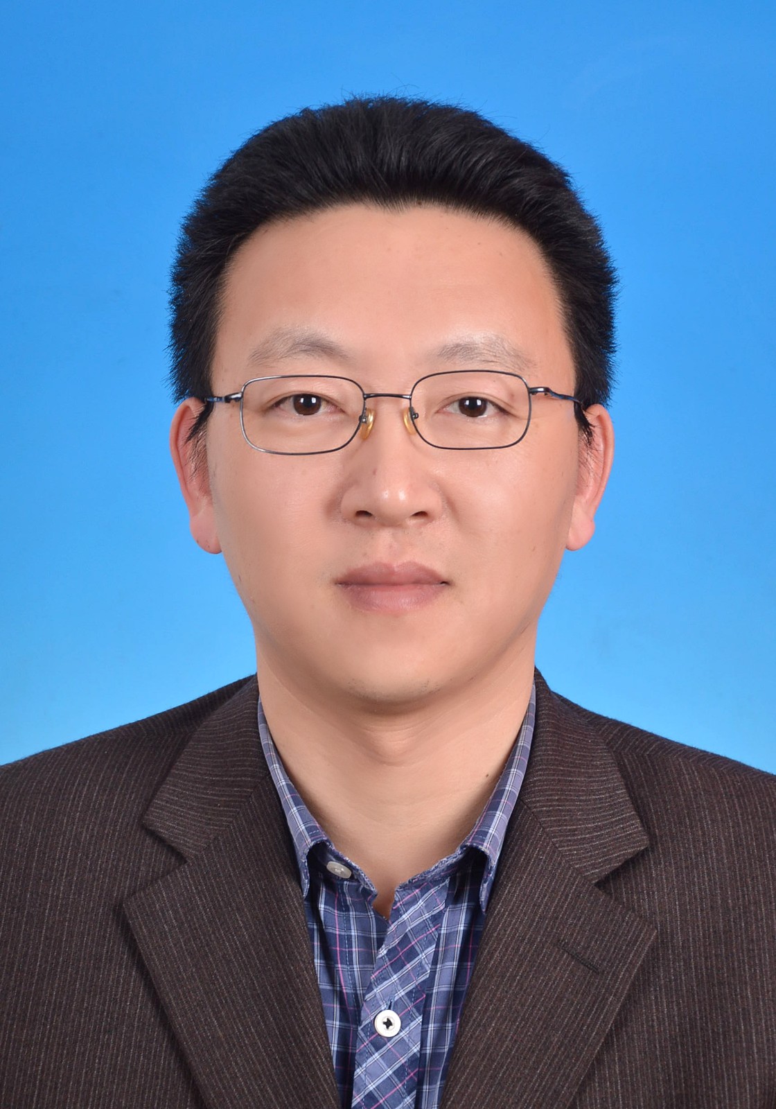 張軍.jpg 張軍.jpg