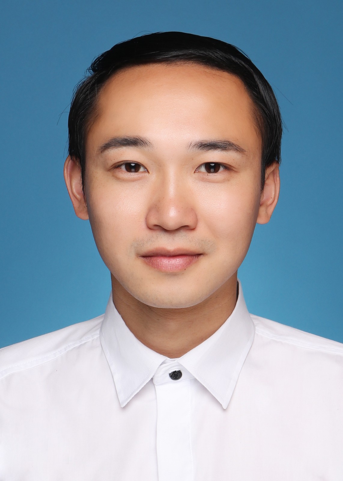 曹燁.jpg 曹燁.jpg