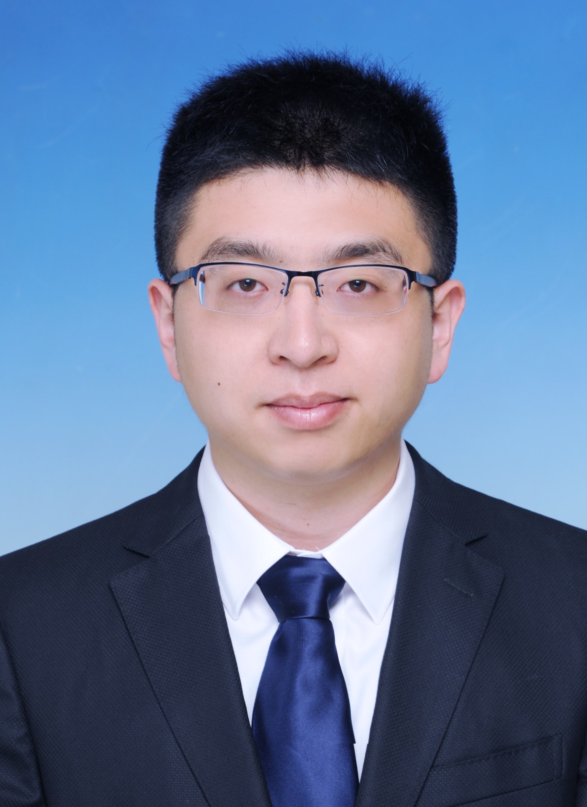 陳巍  職務(wù)  鎮(zhèn)黨委政法委員.jpg