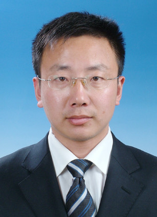 徐巍.jpg 徐巍.jpg