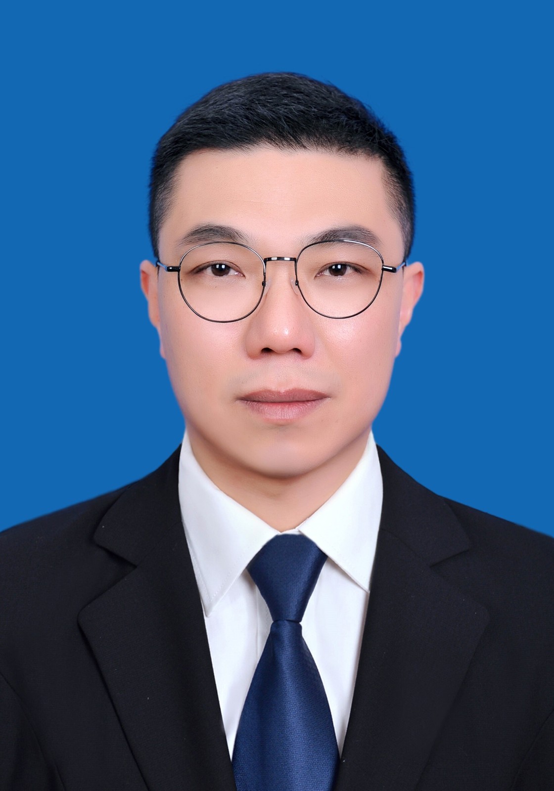 李衛(wèi)亮.jpg 李衛(wèi)亮.jpg